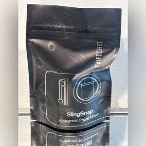 NWT ShiftCam SlingSnap Magnetic Phone Mount